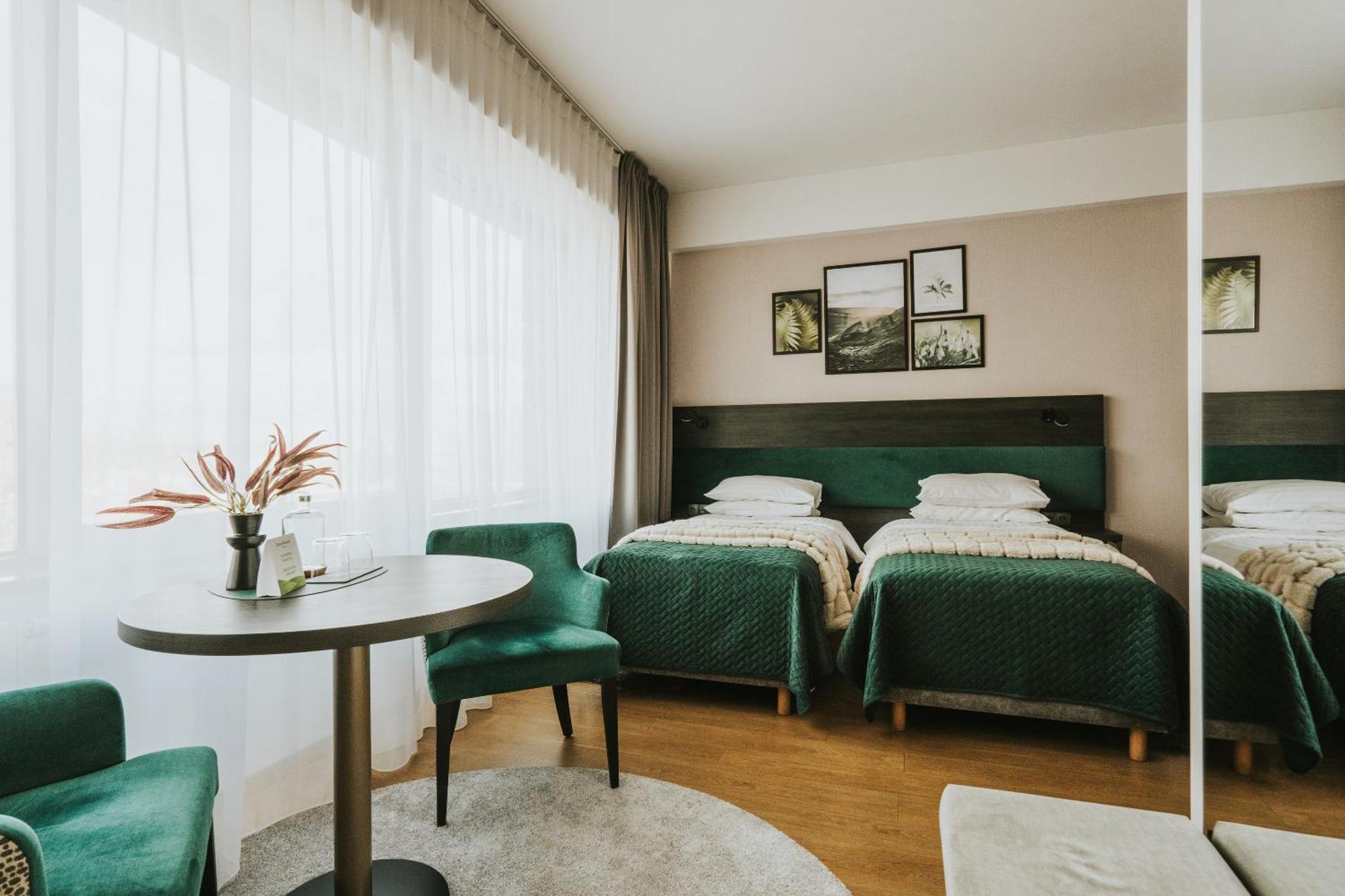 Green Hotel Inowrocław Kültér fotó